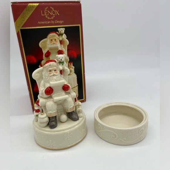Lenox Winter's Wonder Santa Musical Keepsake Box Plays Jolly Old St Nicholas - Picture 11 of 16